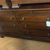 Bassett 8 Drawer Dresser w/Mirror