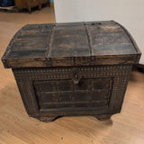 ANTIQUE INDIAN DOWRY TRUNK